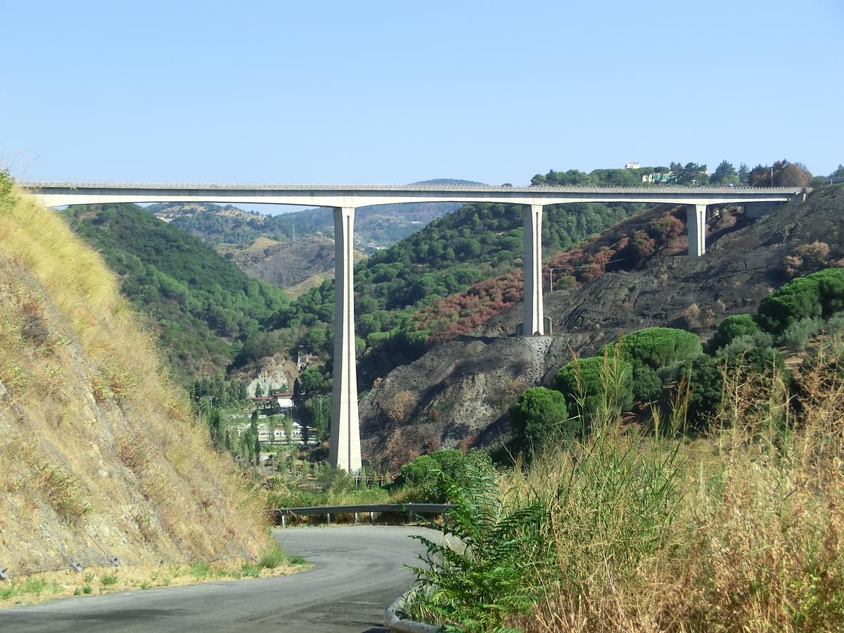 Talbrücke Fiumarella 