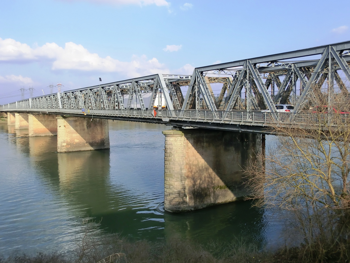 Pont d'Ostiglia-Revere 