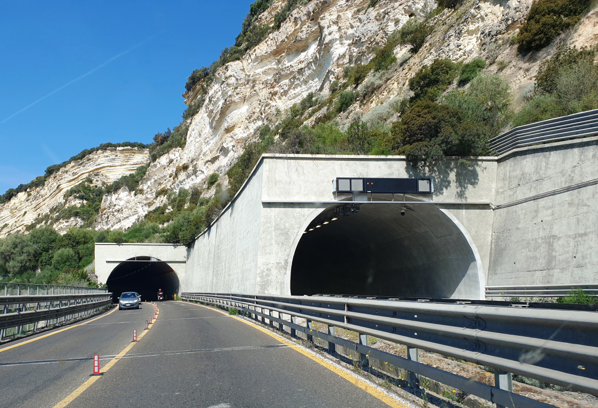 Tunnel de Chighizzu 1 