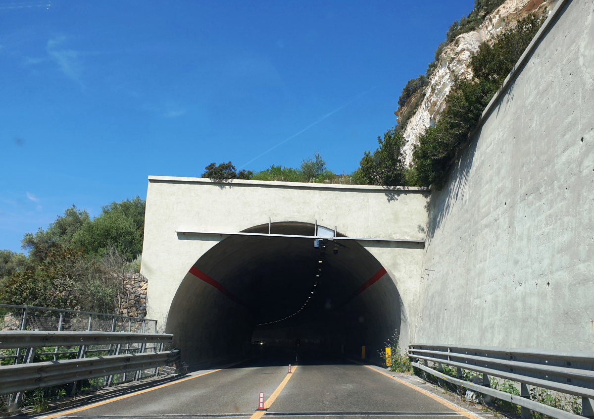 Chighizzu 1 Tunnel western portals 