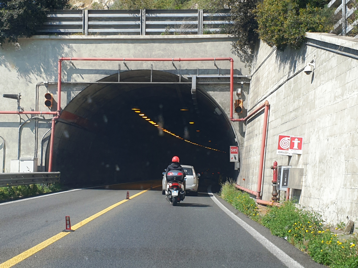 Chighizzu 2 Tunnel eastern portal 