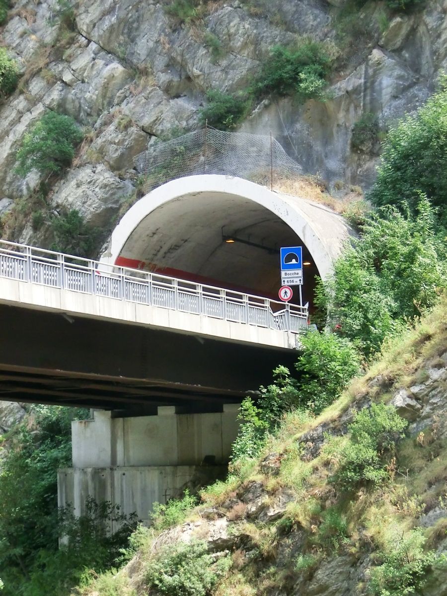 Colombo Viaduct and Bocche Tunnel northern portal 