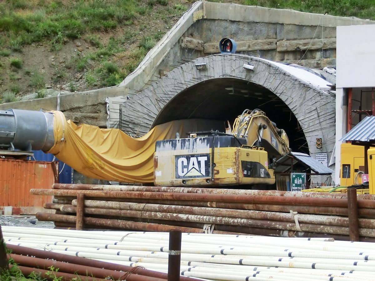 New Tende Road Tunnel southern portal 