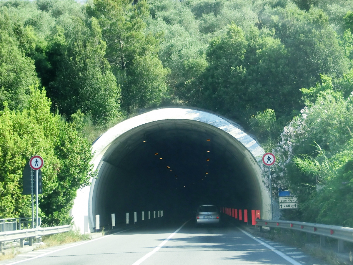 Madonna degli Angeli Tunnel southern portal 