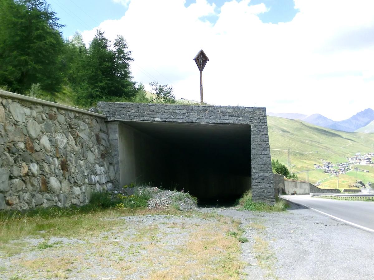 Ables Tunnel southern portal 