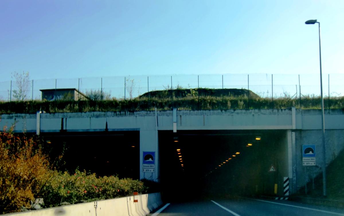 Giovanni XXIII Tunnel 