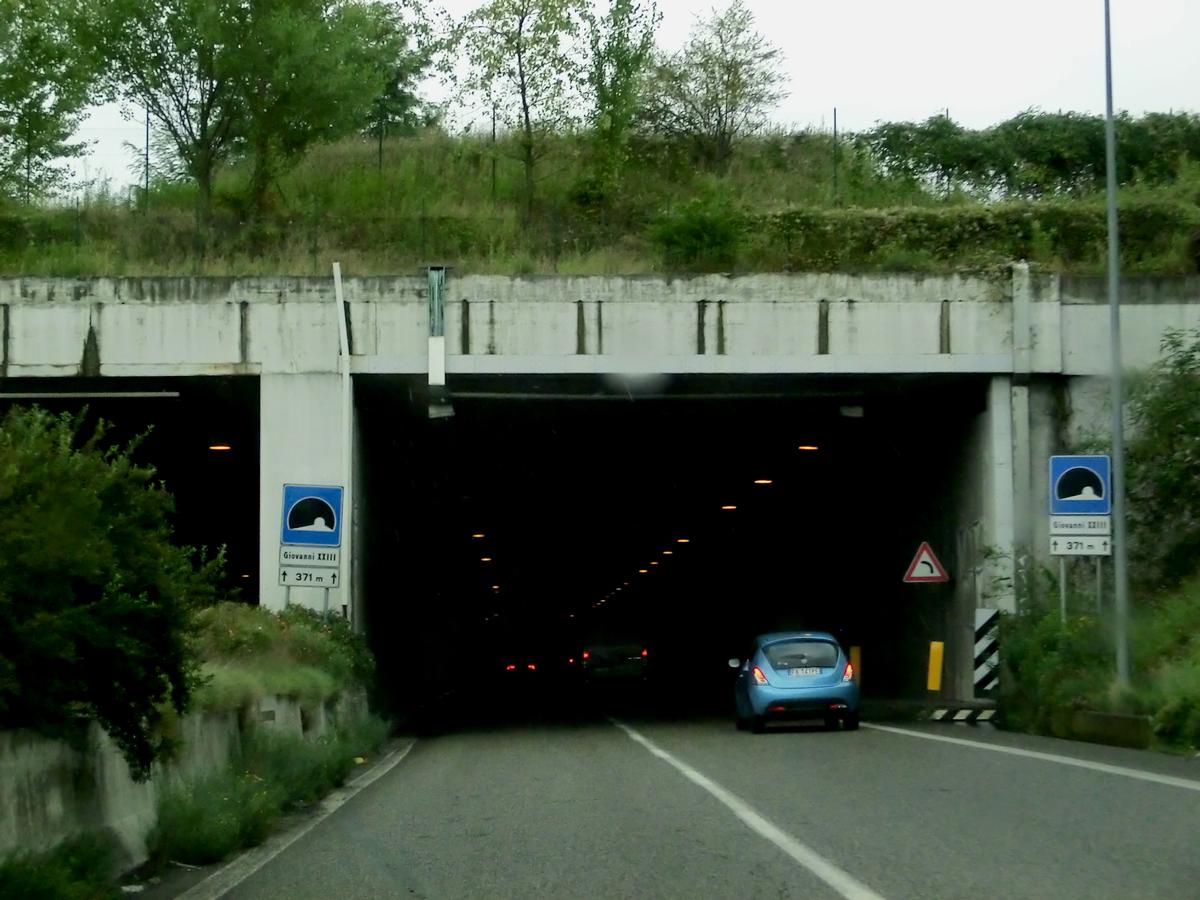 Giovanni XXIII Tunnel western portals 