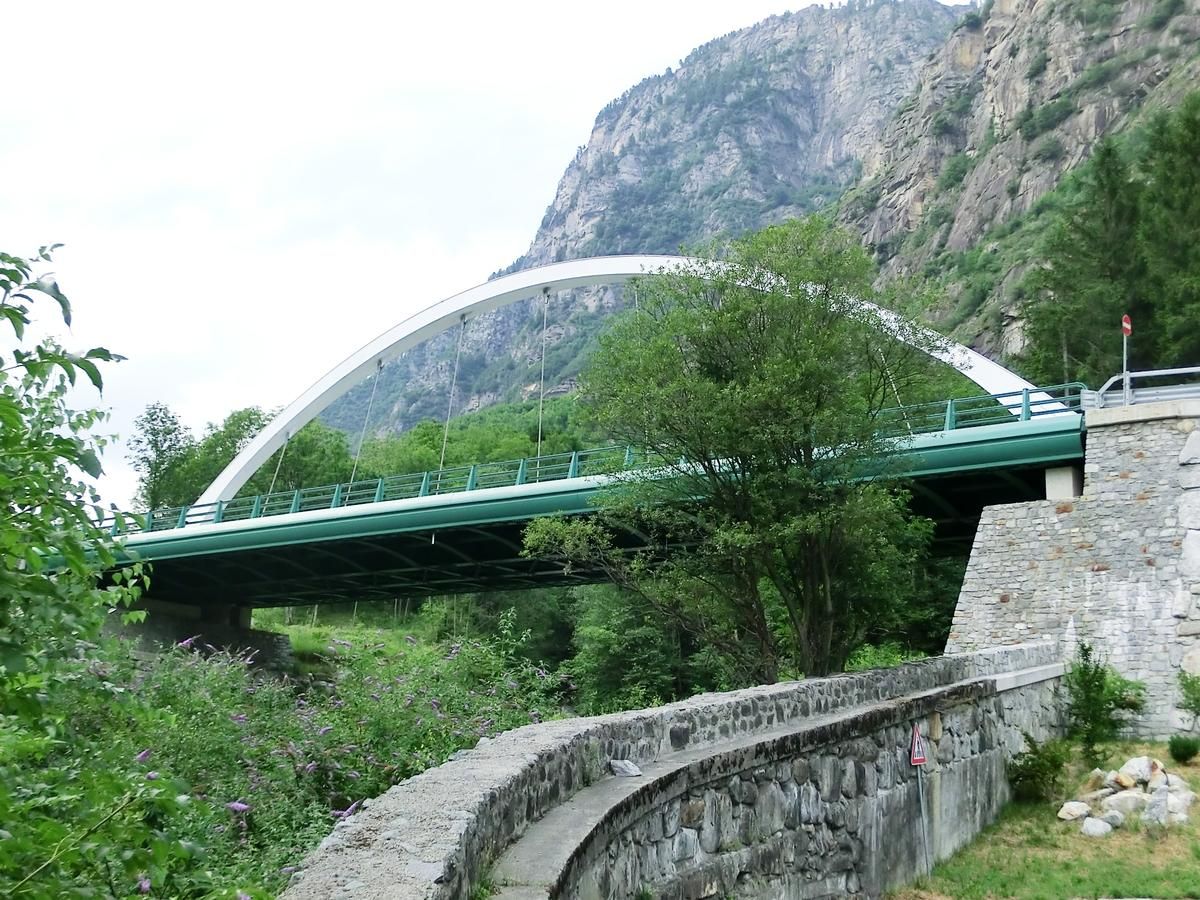 Pont sur l'Avero 