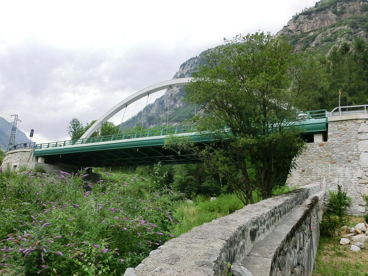 Pont sur l'Avero 