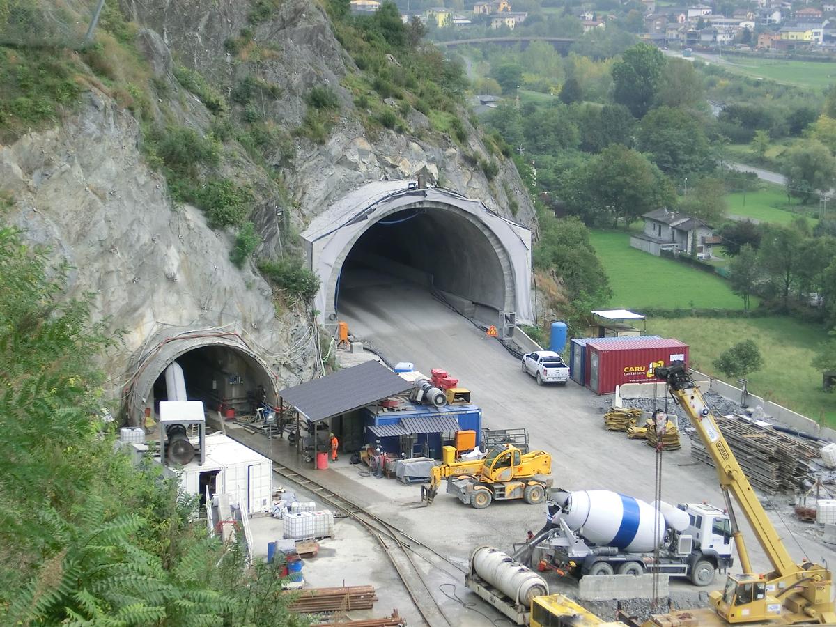 Paniga Tunnel western portal under construction. Parallel safety tunnel on the left 