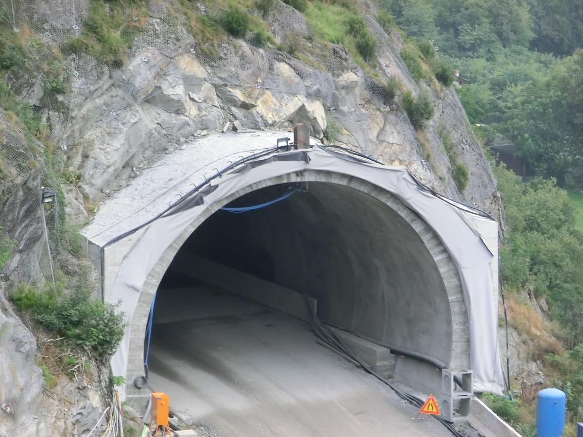 Paniga Tunnel western portal under construction 
