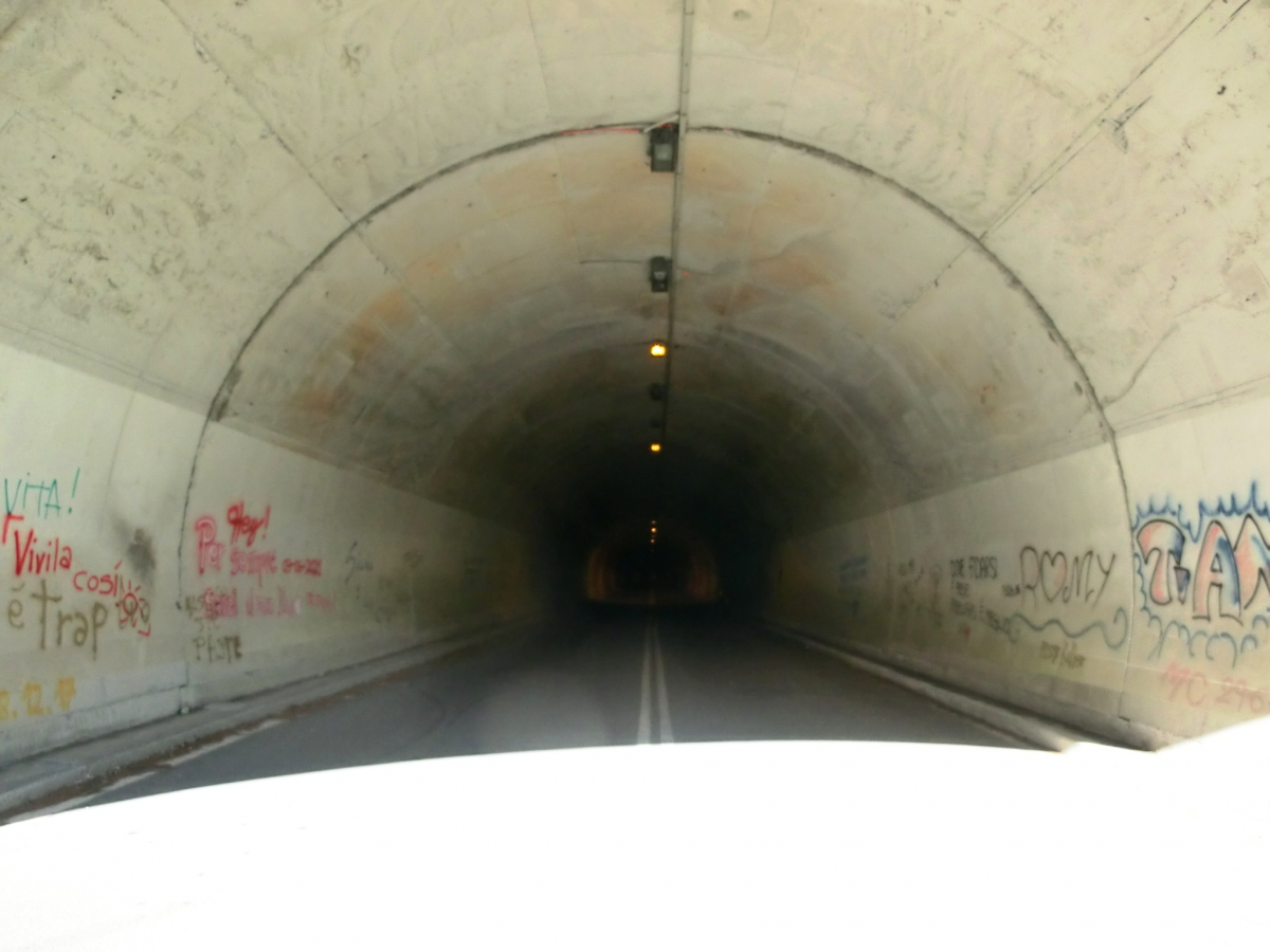 Plaz Tunnel southern portal 