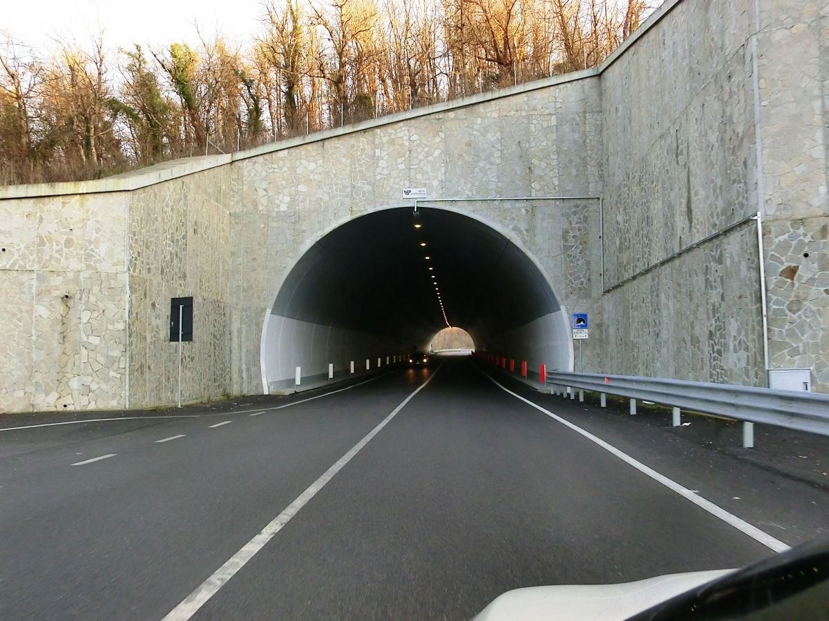Colle del Pino Tunnel western portal 