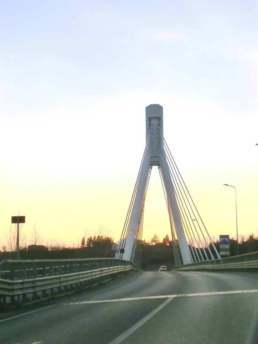 Pont sur le torrent Belbo 