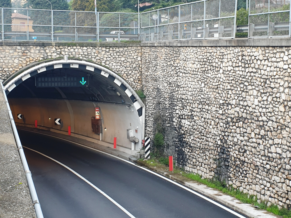 Monte Covolo-Tunnel 