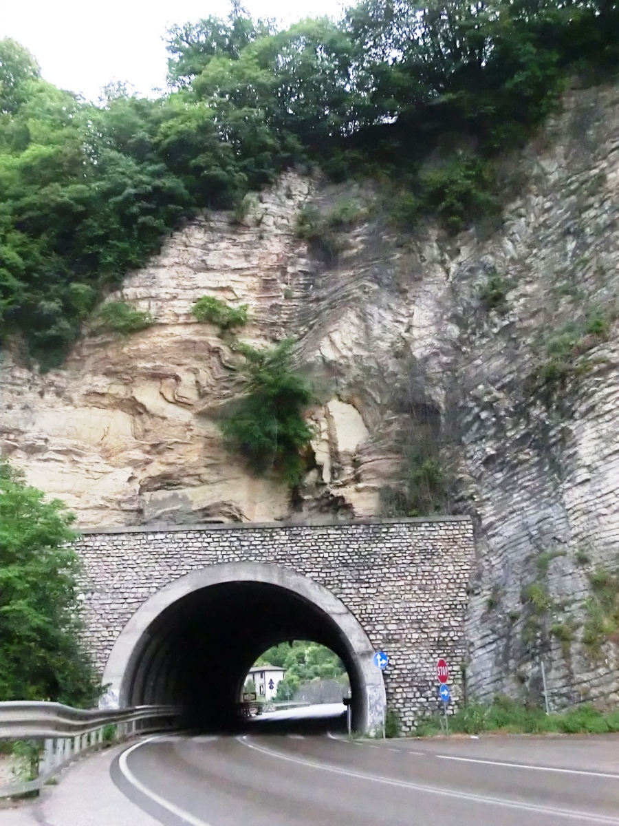 Maivista Tunnel southern portal 
