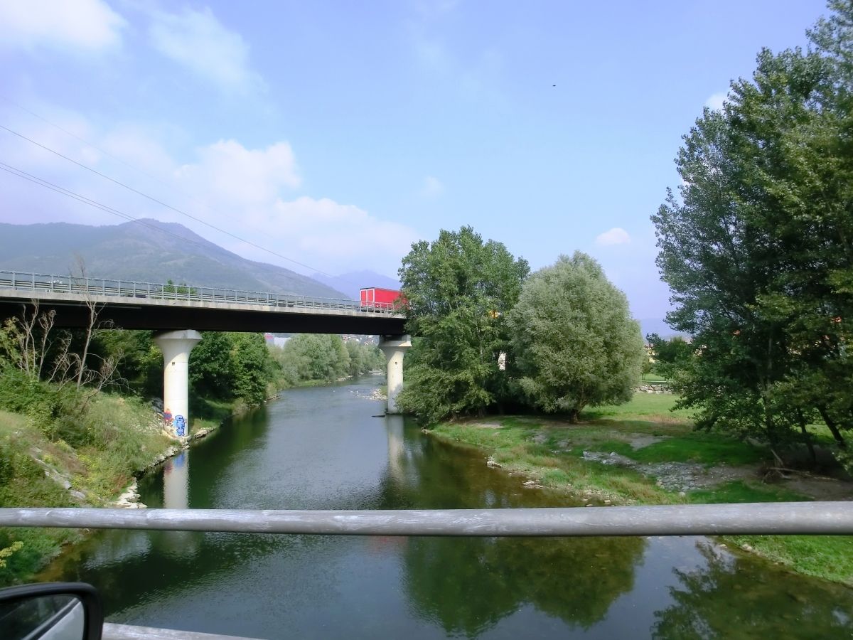 Talbrücke Nembro 