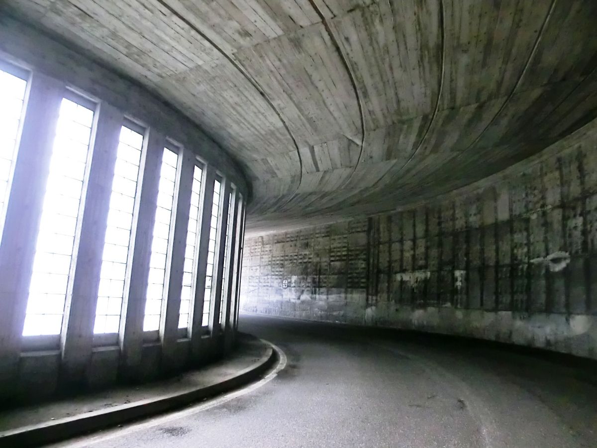 Presolana III Tunnel 