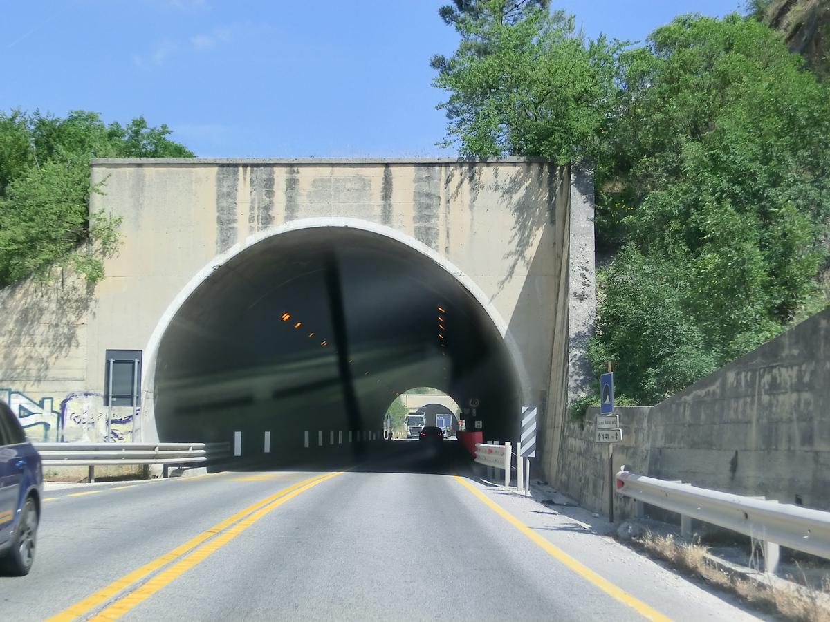 Sassi Rossi 1 Tunnel southern portal 