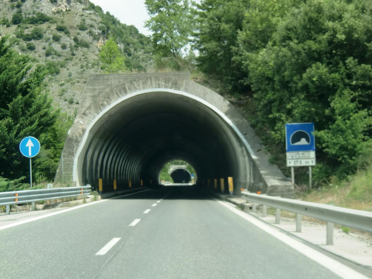 Tunnel Eremo di San Benedetto 