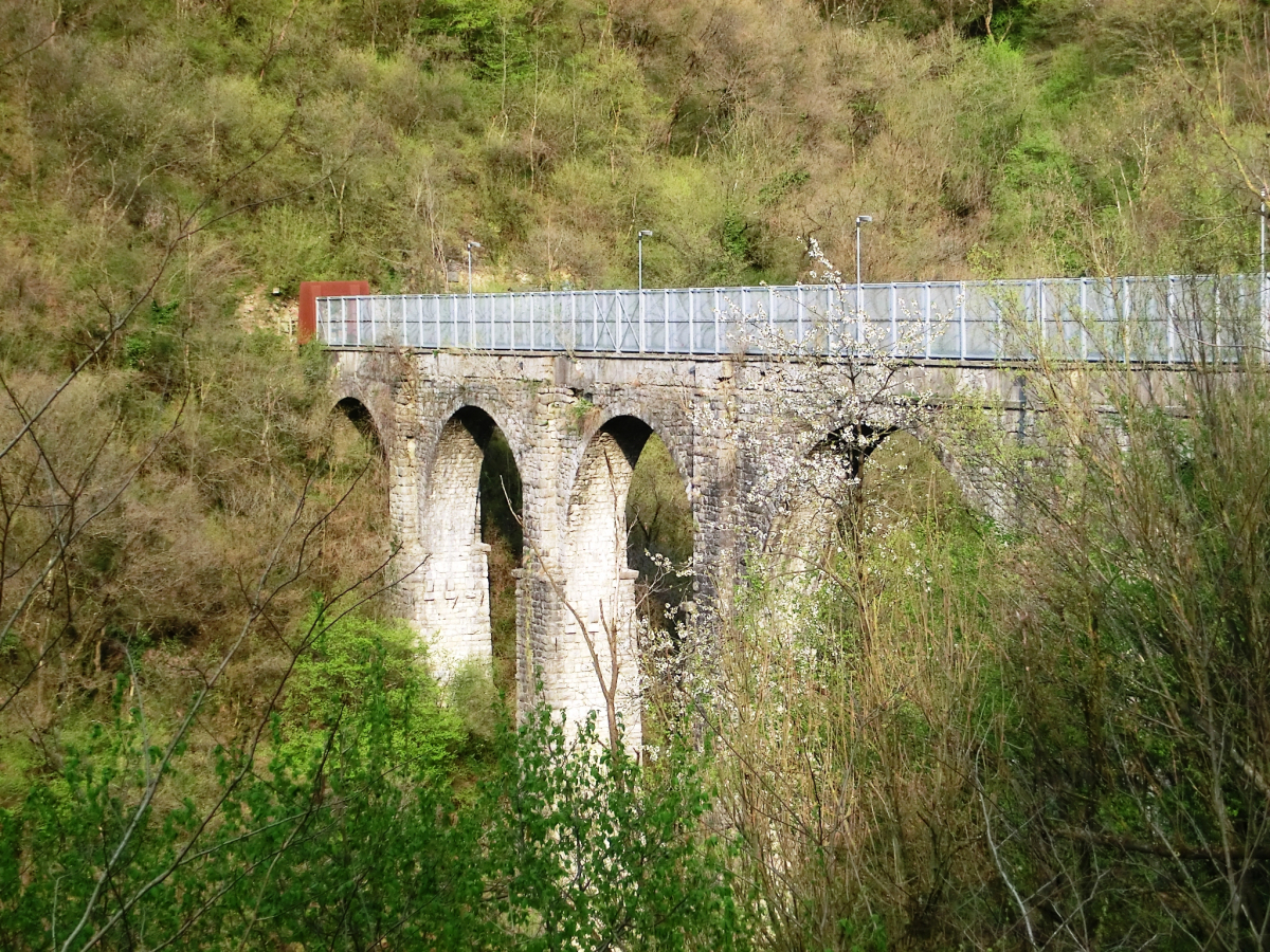 Chitò-Brücke 