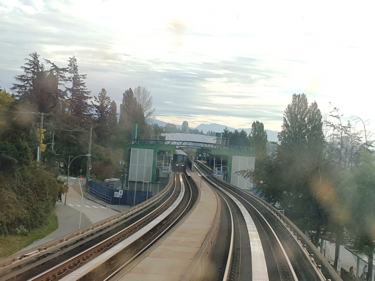 22nd Street SkyTrain Station 