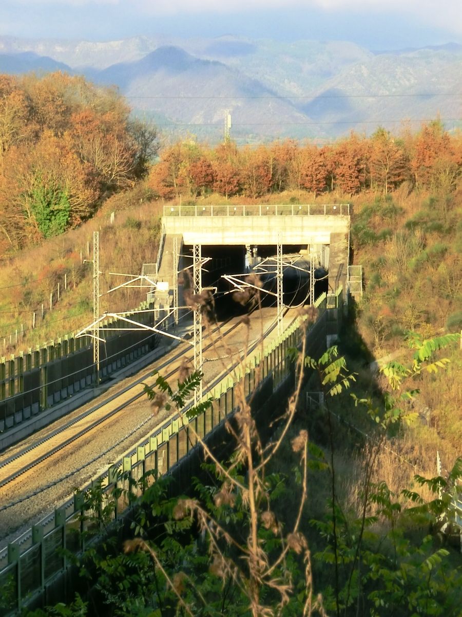 Crocioni Nord Tunnel southern portal 
