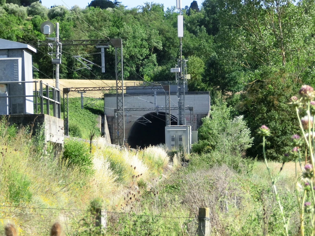 Fasciano Tunnel northern portal 