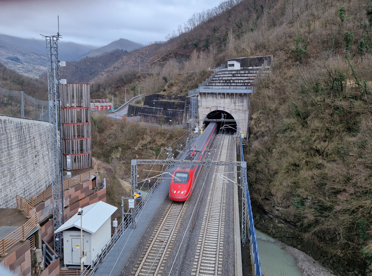 Scheggianico-Tunnel 