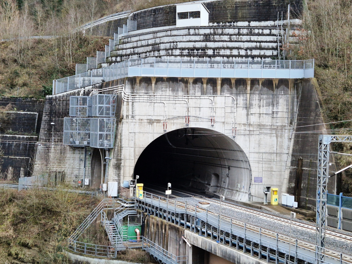 Scheggianico-Tunnel 