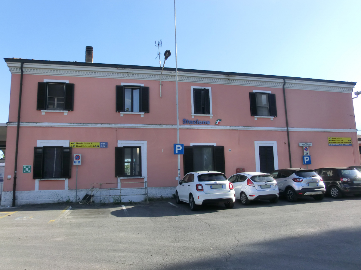 Bahnhof Tavazzano 