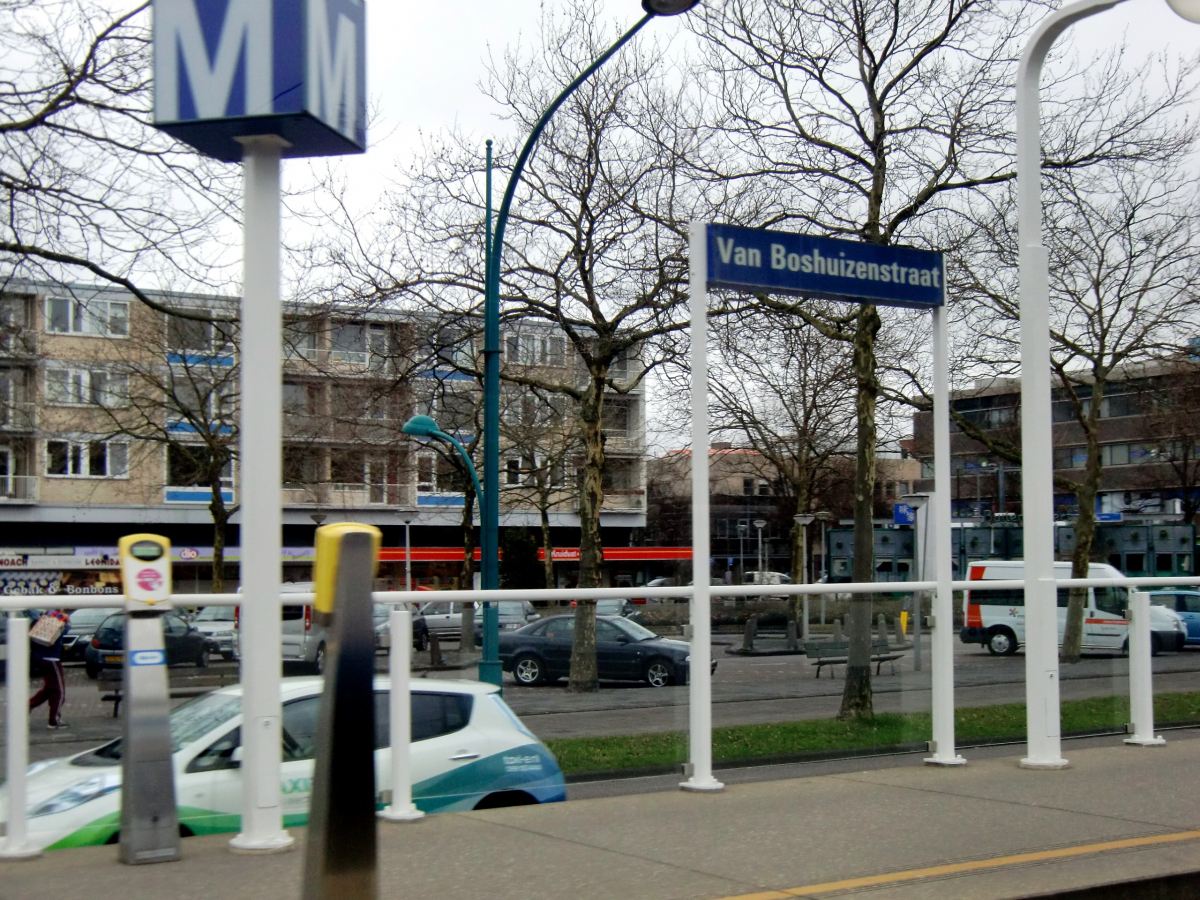 Metrobahnhof Van Boshuizenstraat 