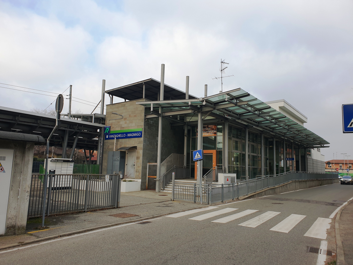Gare de Vanzaghello-Magnago 