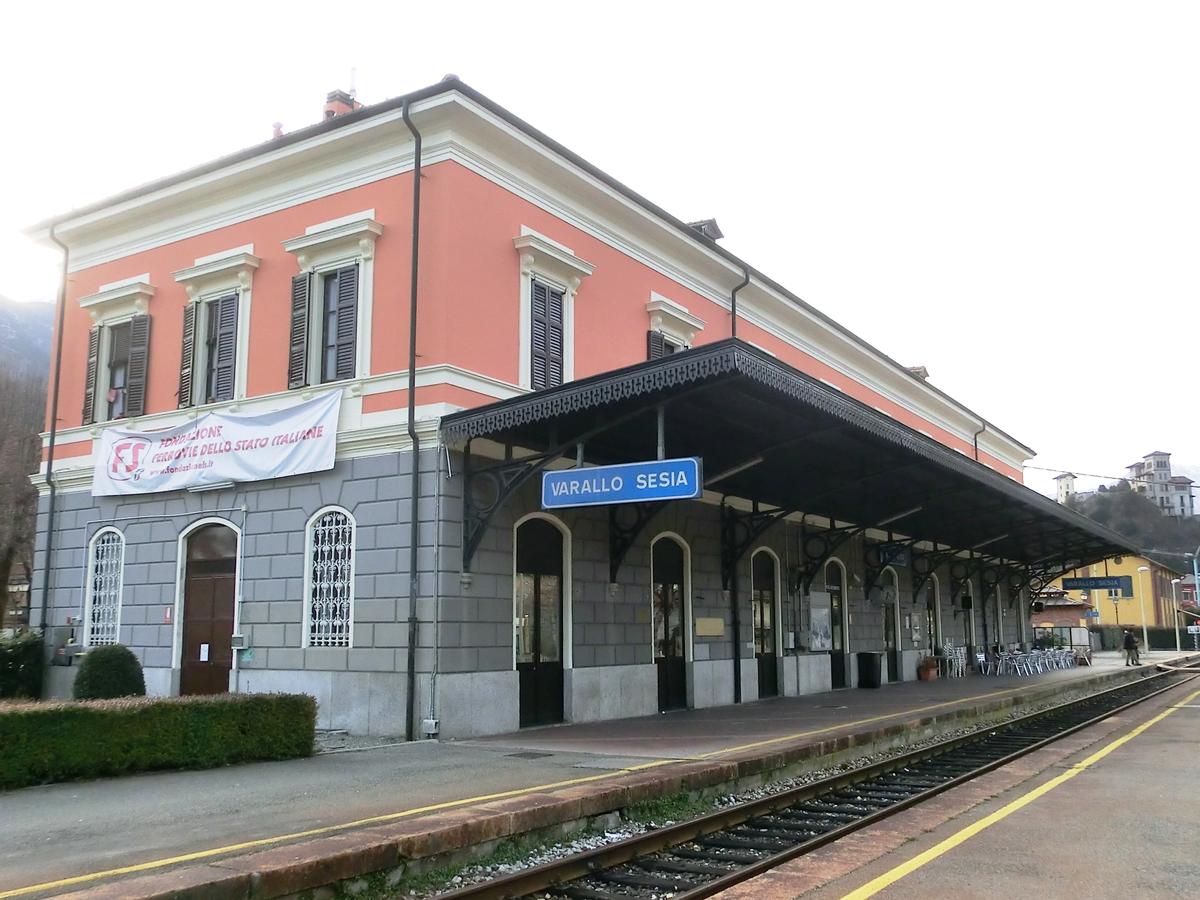Gare de Varallo Sesia 