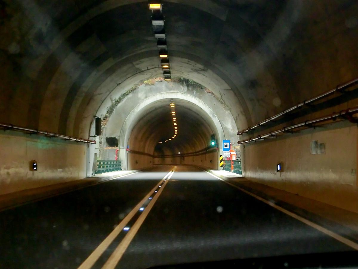 Quebradas Tunnel eastern portal from Ponta Delgada Tunnel western portal 
