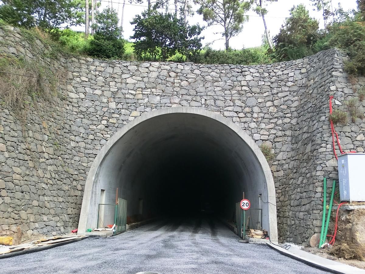 Fajã da Ovelha Tunnel southern portal 