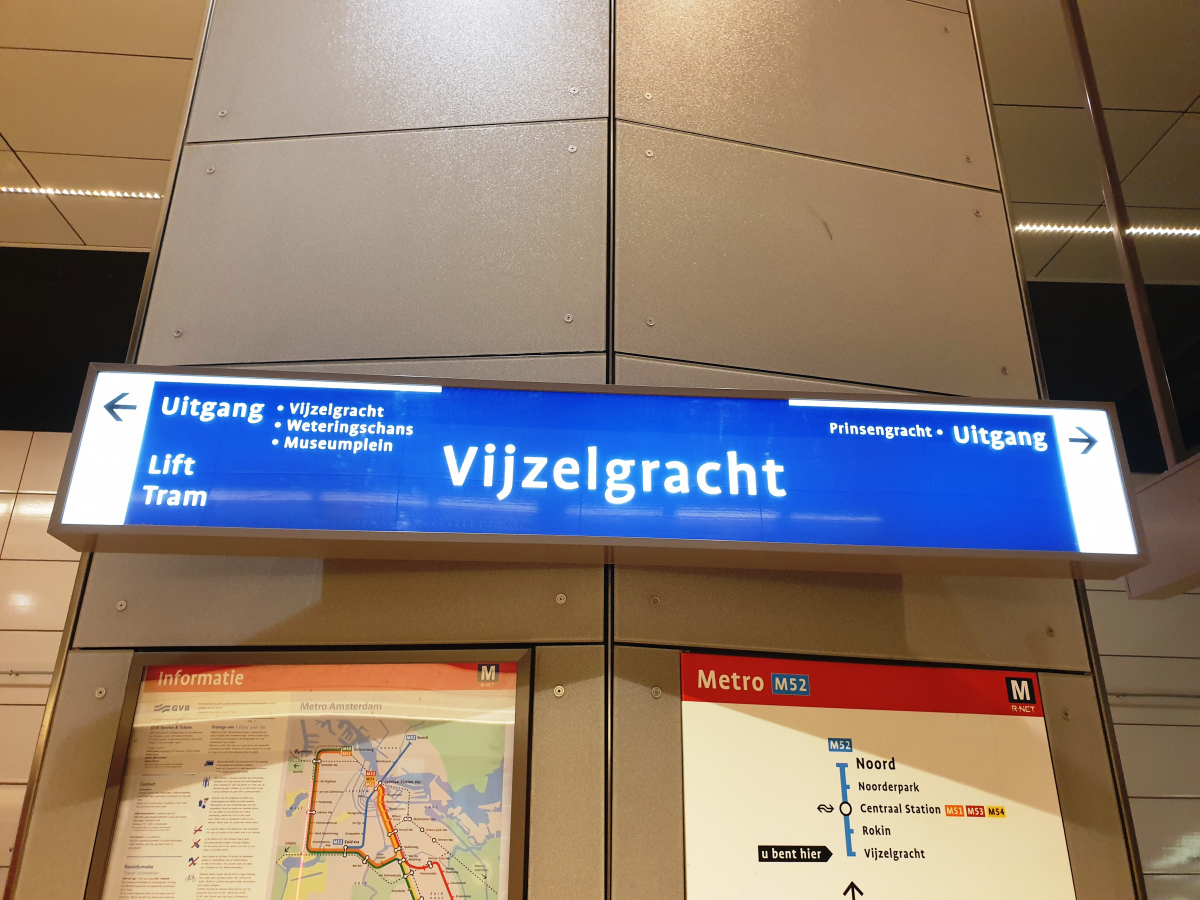 Vijzelgracht Metro Station 