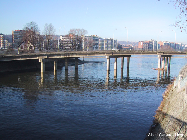 Pont sur l'Ourthe à Liège 