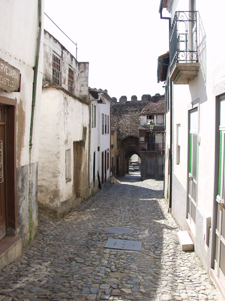 Stadtmauern von Bragança 