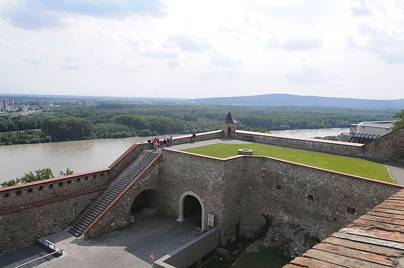 Burg Bratislava Stand der Restaurierungsarbeiten im August 2008 