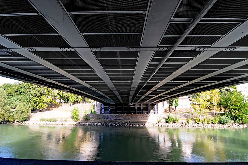 Rotundenbrücke unter der Brücke: Blickrichtung 2. Bezirk 