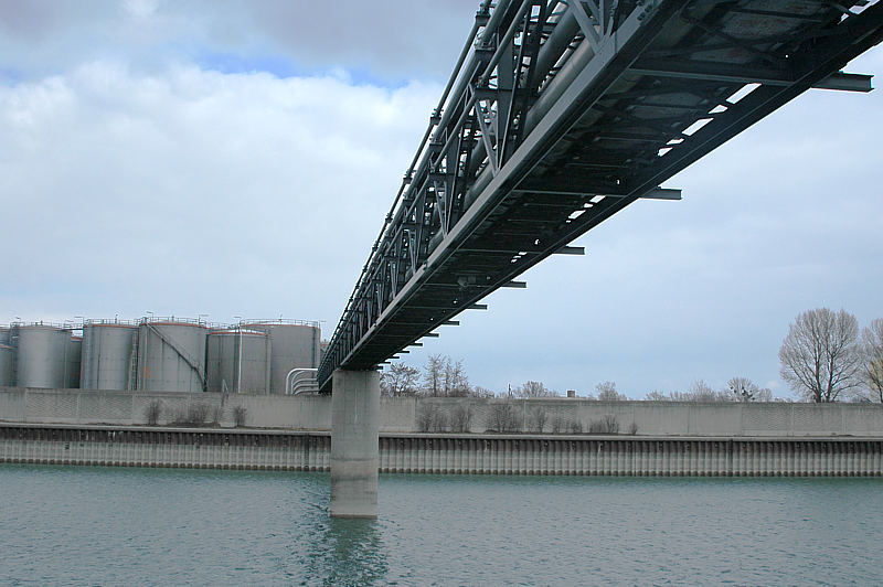 Rohrbrücke über die Donau, Wien 