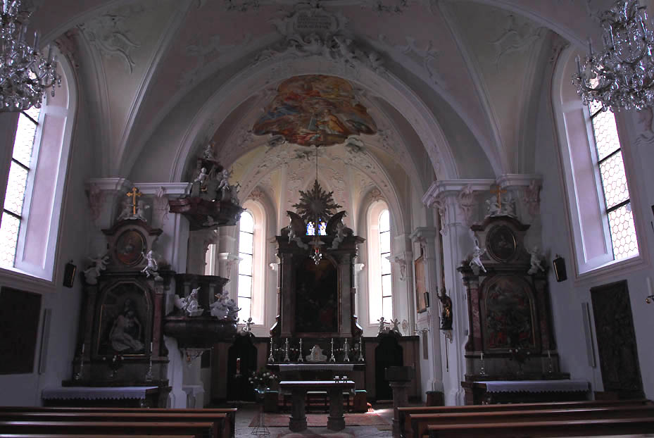 Saint Nicholas' Church, Sankt Johann in Tirol 
