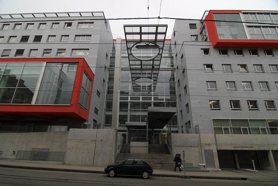 Immeuble de la Schlachthausgasse pour bureaux et apartements à Vienne 