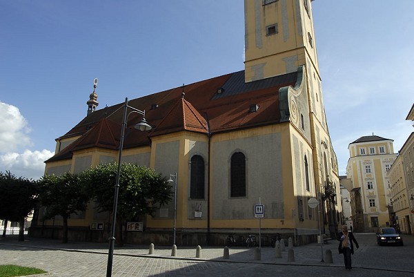 Stadtpfarrkirche, Linz 