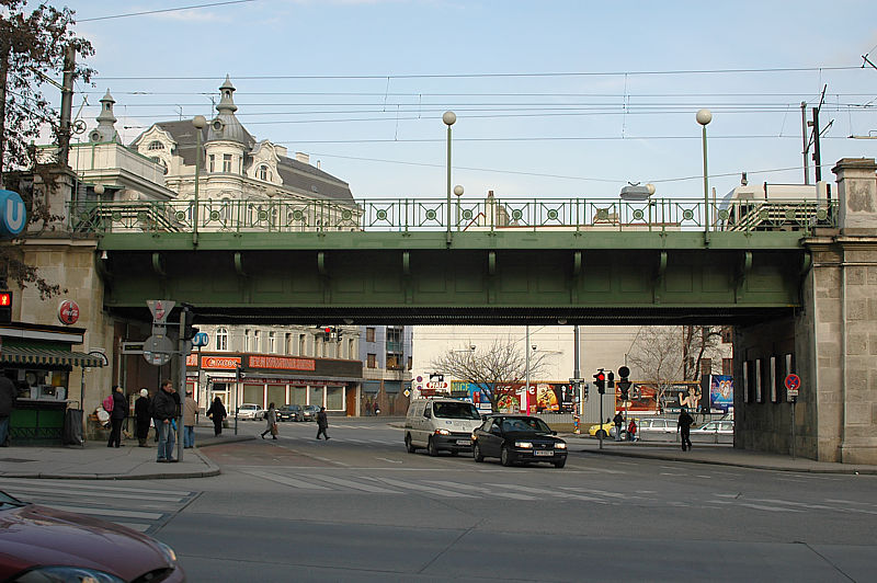 U6 Brücke bei der Station Gumpendorfer Str 