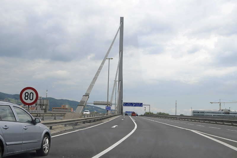 Voestbrücke Linz, Fahrt Richtung Süden 