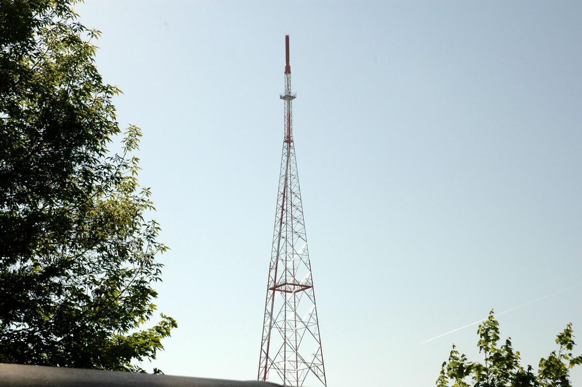 Halle Transmission Tower 