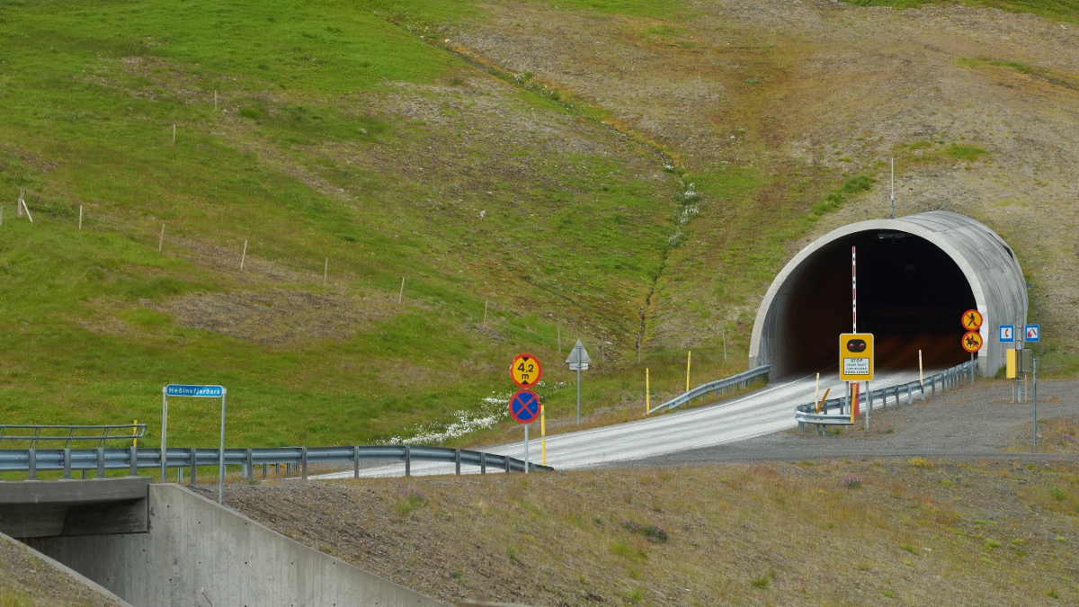 Tunnel de Siglufjardur 