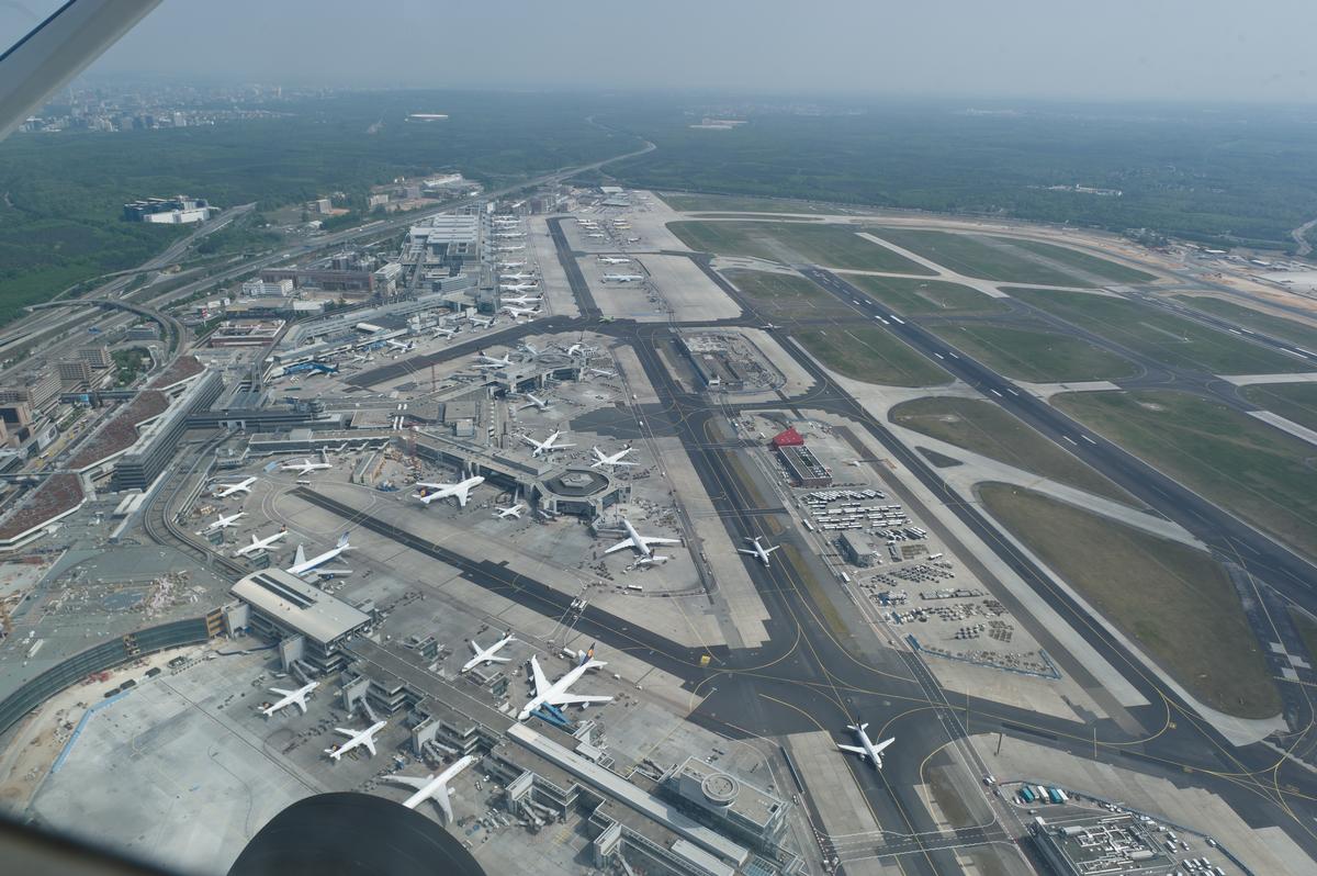  Frankfurt Airport  Terminal 1 Frankfurt  1972 Structurae